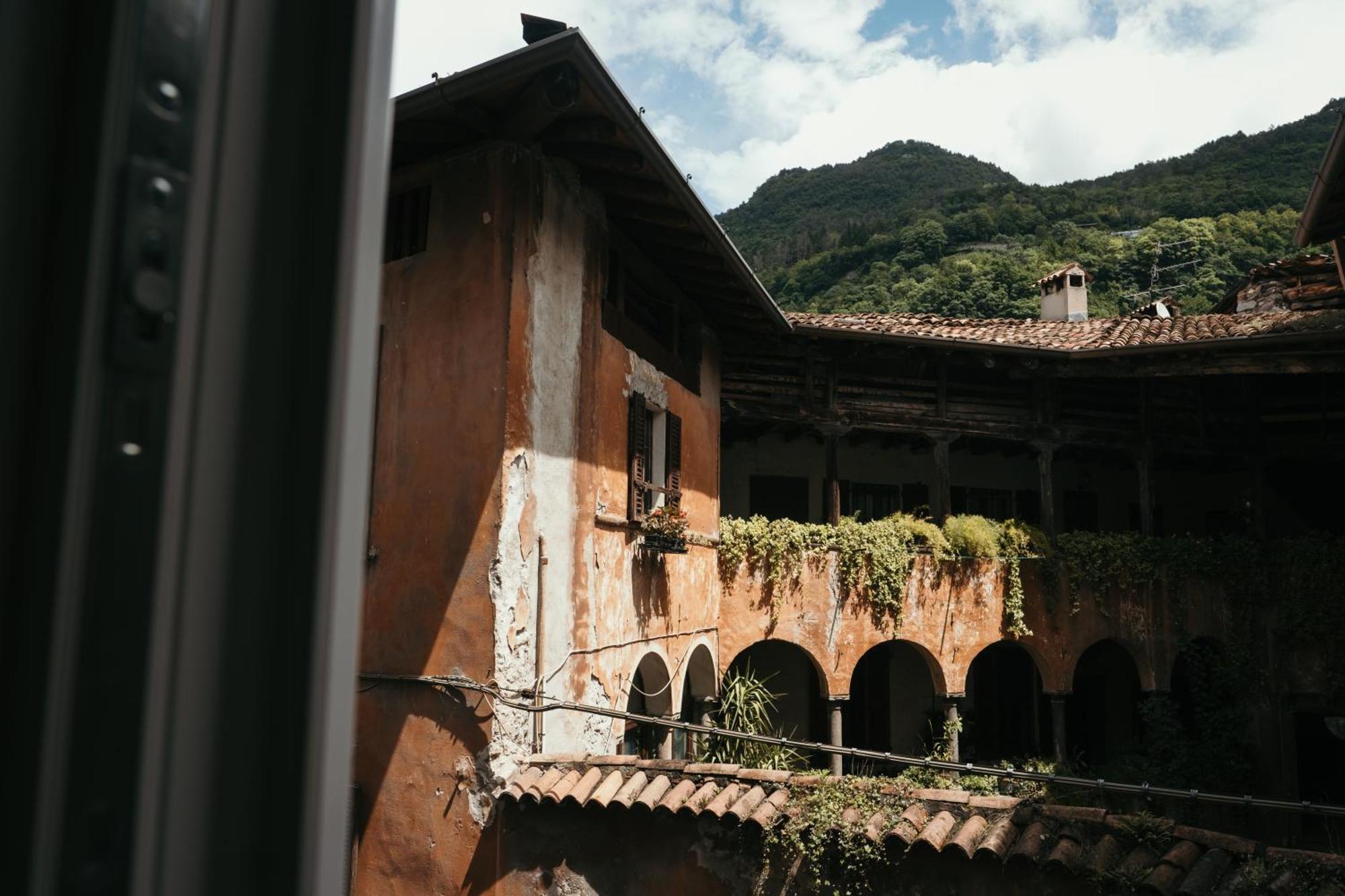 Charme Nel Borgo Di Bienno Di Design, Natura & Relax Buitenkant foto